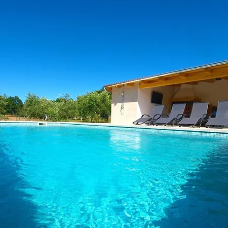 Mit Privatpool Fuer 10 Personen Ca 110 Qm In Fazana-surida, Istrien Istrische Riviera * Fažana